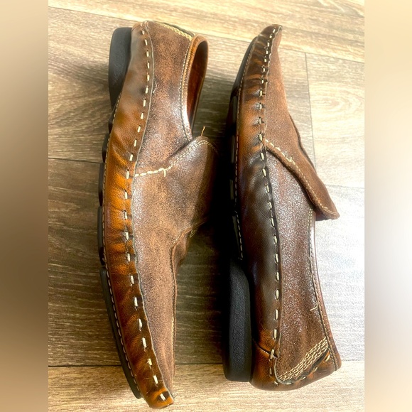 Men’s Robert Wayne Slip On - Picture 4 of 6